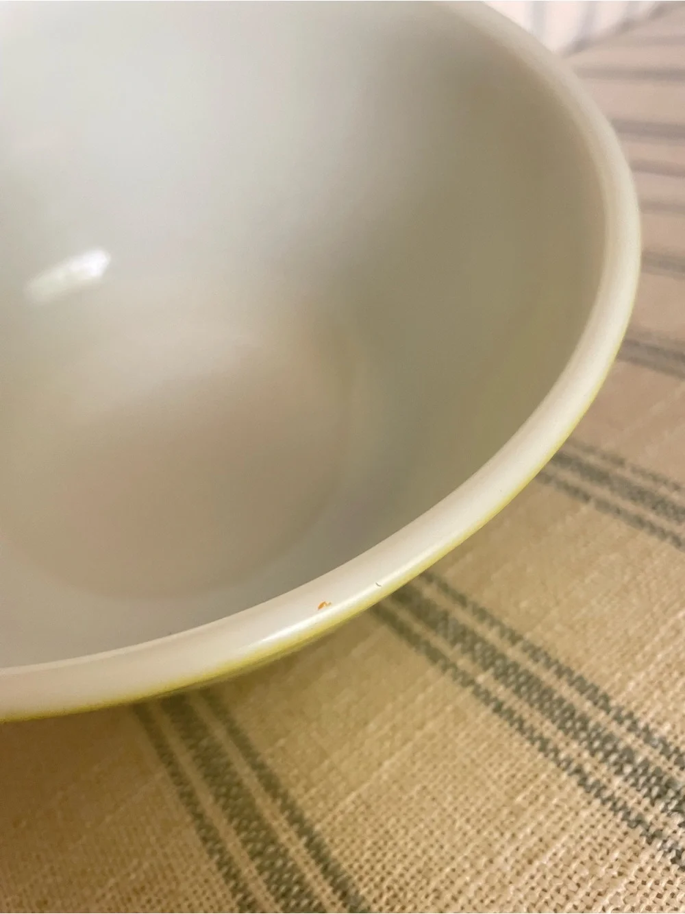 Pyrex Vintage 60s Nesting Mixing Bowls Set in Verde Avocado Green 401 402 & 403